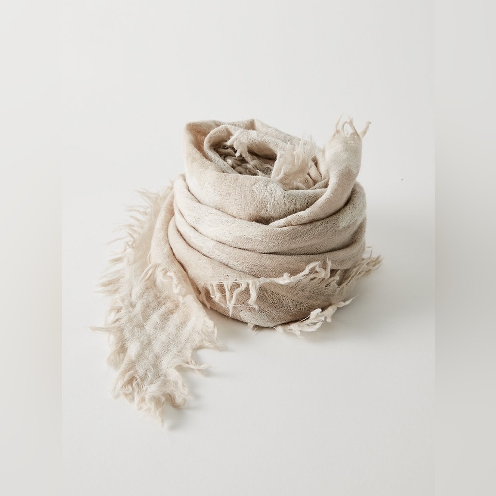 Aritzia Wilfred Wool Triangle Scarf Birch/Grey